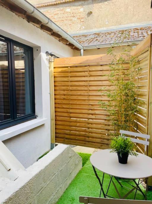 Le Studio Du Port Chateauneuf-sur-Loire Ngoại thất bức ảnh
